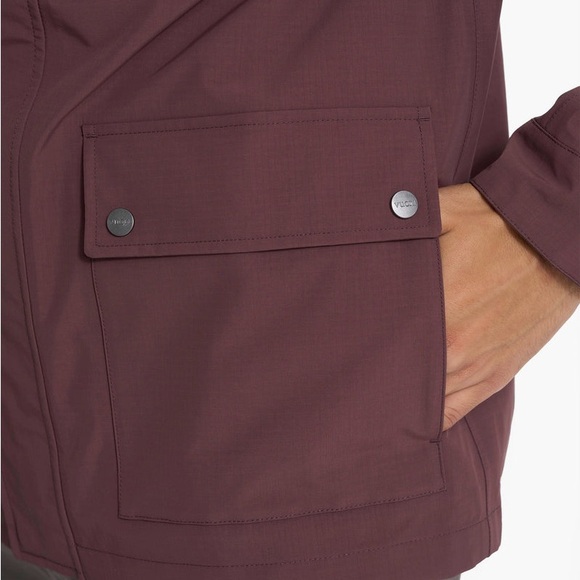 BNWOT Vuori Palisades Rain Jacket - Picture 6 of 7